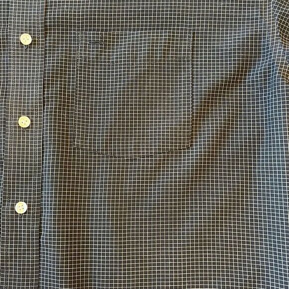 Van Heusen Men's Black Short Sleeve Button Down Size L - Picture 4 of 8
